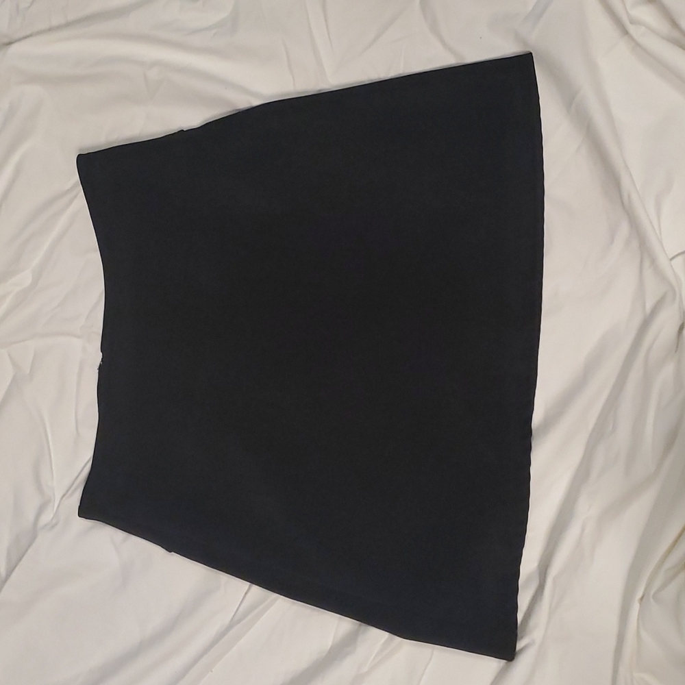 Vintage Black Concepts size 5 Black seude Skirt